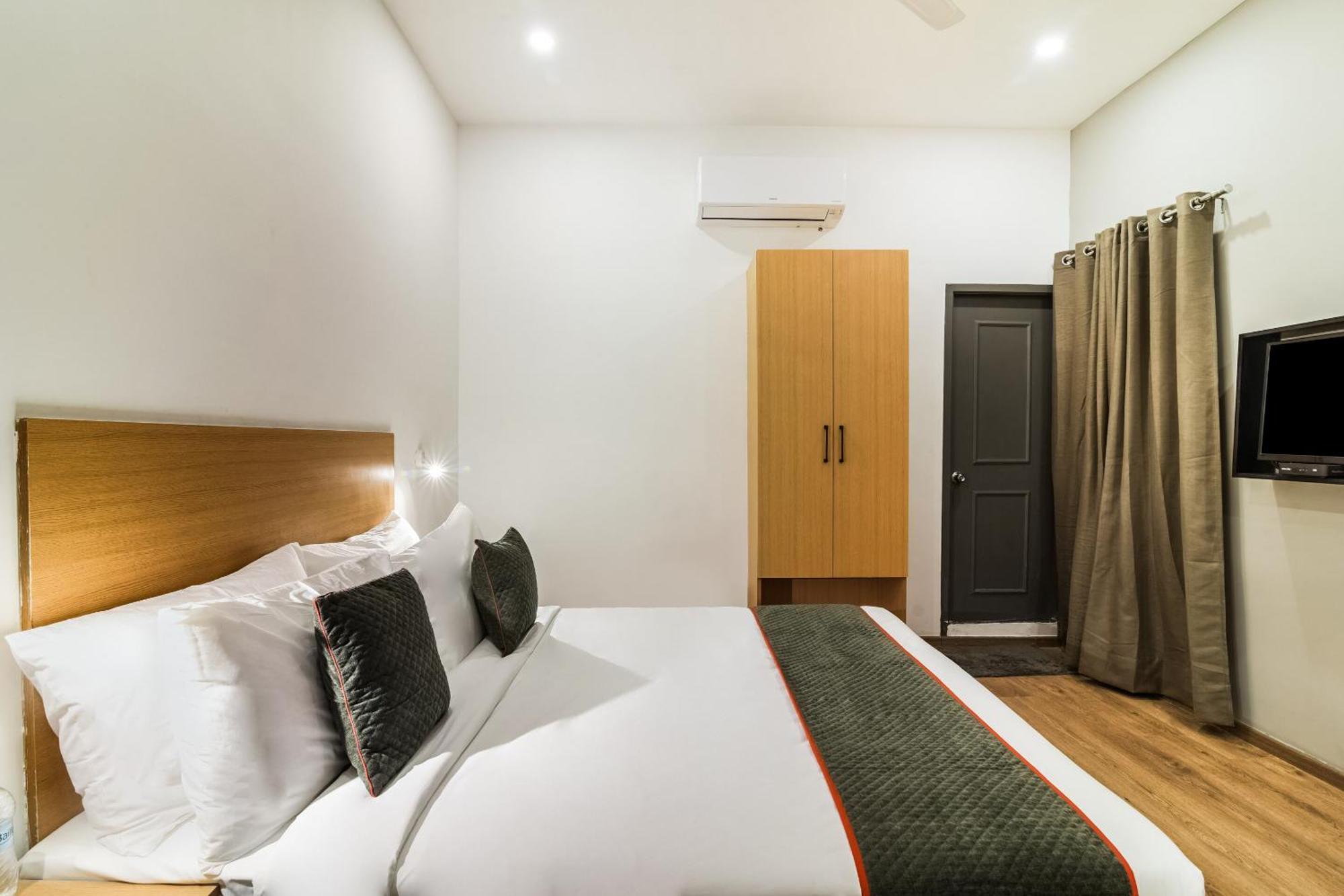 Super Townhouse Xotel Τσενάι Εξωτερικό φωτογραφία