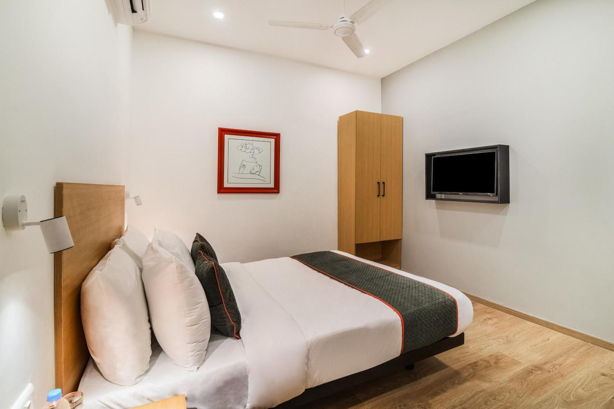 Super Townhouse Xotel Τσενάι Εξωτερικό φωτογραφία